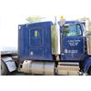 Image 25 : 2003 Kenworth T800 Class 8 conventional truck with sleeper. Running and operating unit, showing 7673