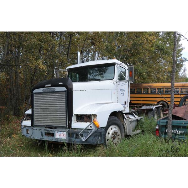 1995 Freightliner, not running or complete VIN YDXYB05P766352