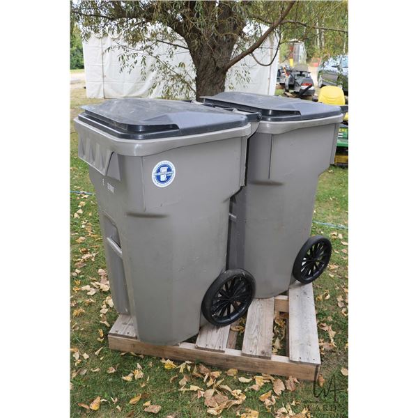 Lot of two rolling garbage cans