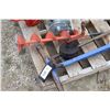 Image 2 : Ice auger, two fluid pumps and a roller stand