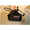 Image 1 : Motormaster 1933 battery charger