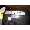 Image 2 : DeLonghi portable air conditioner