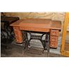 Image 3 : Antique Singer sewing machine in painted cabinet