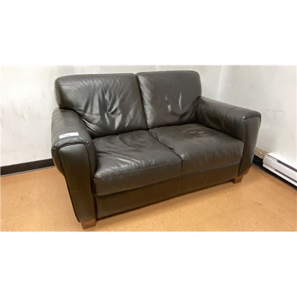 CHOCOLATE BROWN LEATHER LOVE SEAT