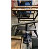 Image 4 : BLACK & DECKER WORKMATE 300, 2 MECHANICS CREEPERS & 1 MATERIAL STAND,