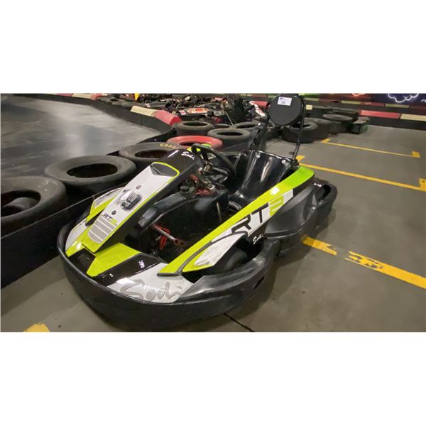 SODI KART RT8 BLACK/GREEN GASOLINE POWERED GO KART WITH HONDA ENGINE