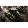 Image 5 : SODI KART RT8 BLACK/GREEN GASOLINE POWERED GO KART WITH HONDA ENGINE