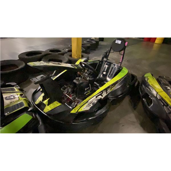 SODI KART RT8 BLACK/GREEN GASOLINE POWERED GO KART WITH HONDA ENGINE *MAY REQUIRE PARTS/REPAIR*