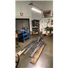 Image 1 : HYDRAULIC GO KART MECHANIC LIFT