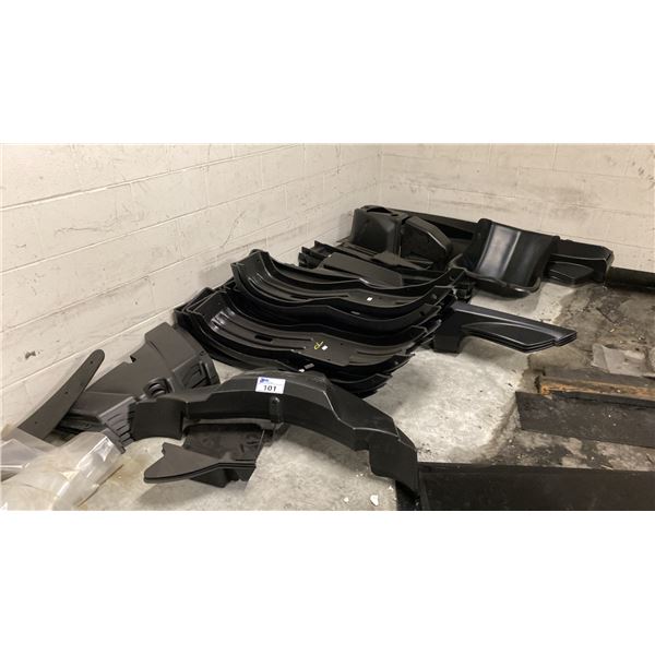 GROUP OF ASSORTED GO KART FENDER/BODY PARTS