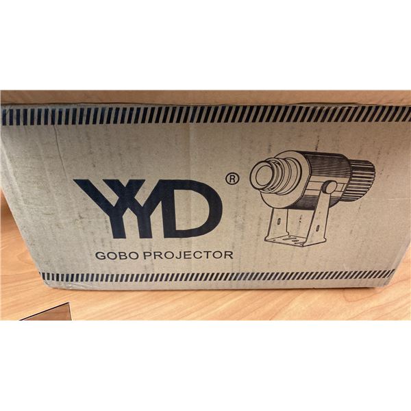 GOBO PROJECTOR WITH MOUNT & REMOTE