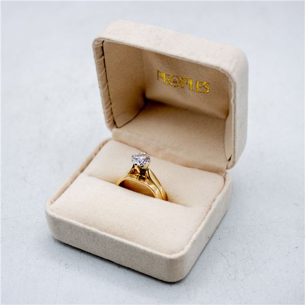 14K YELLOW GOLD WEDDING SET WITH 0.89 CT ROUND