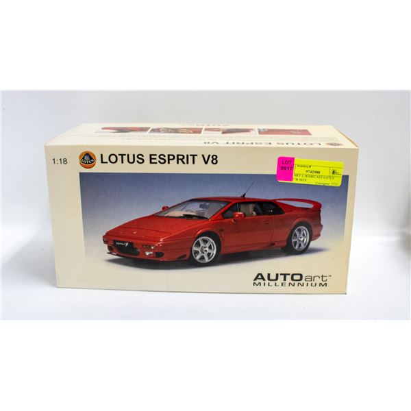 AUTO ART 1:18 DIECAST LOTUS ESPRIT W BOX