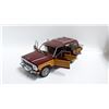 Image 10 : AUTO ART 1:18 DIECAST JEEP WAGONEER W BOX