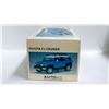 Image 6 : AUTO ART 1:18 DIECAST TOYOTA FJ CRUISER