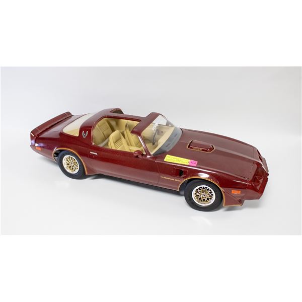MASSIVE 1:8 SCALE TRANS AM MODEL CAR