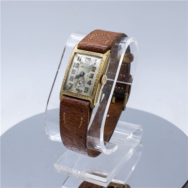 24K GOLD FILL VTG BULOVA MENS WATCH