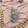 Image 3 : 1950S ORQUIDEA PEARL SET WITH BOX