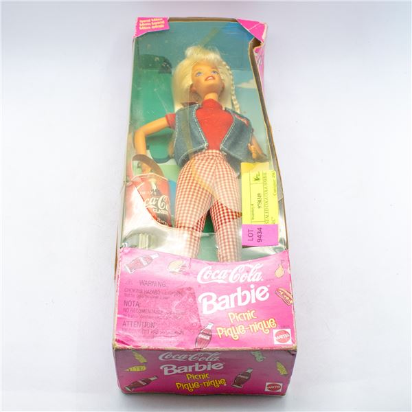 NEW SEALED COCA COLA BARBIE "PICNIC"