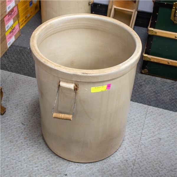 15 GALLON IMPERIAL CROCK