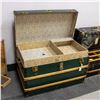 Image 3 : VINTAGE STEAMER TRUNK GREEN SLAT W/ BRASS