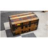 Image 1 : VINTAGE STEAMER TRUNK WOODEN SLAT TRUNK W/ BLACK
