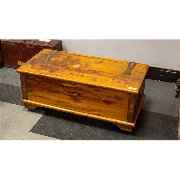 VINTAGE CEDAR BLANKET CHEST WITH BRASS AND COPPER