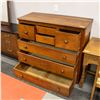 Image 2 : VINTAGE MID-CENTURY OAK CHEST OF DRAWERS