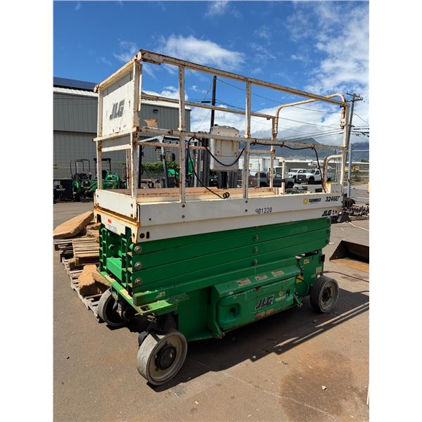 (901220) 2016 JLG 3246ES Electric Scissor Lift 30' (Needs Repair)