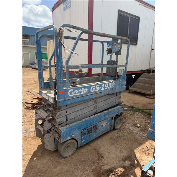 (MLS-003) Genie GS1930 Scissorlift, 19' (Needs Repair)