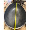 Image 10 : Black Modern Wave-Shaped Freestanding Bathtub 70.5" x 44" x 20"H