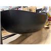 Image 3 : Black Modern Wave-Shaped Freestanding Bathtub 70.5" x 44" x 20"H