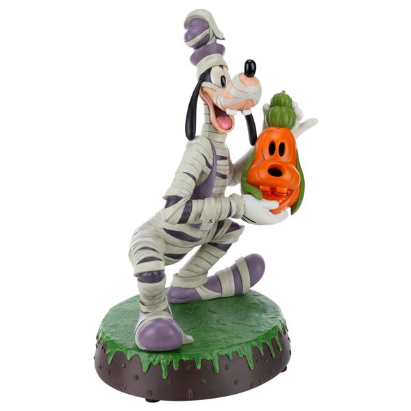 A Disney Parks Halloween Time Goofy Big Fig.