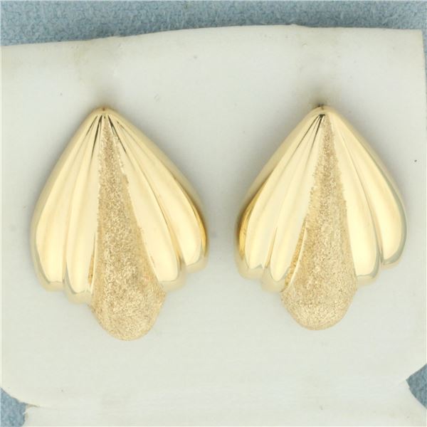 Sandblast Finish Fan Design Earrings in 14k Yellow Gold