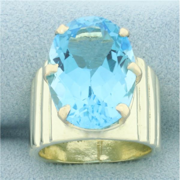 14ct Swiss Blue Topaz Statement Ring in 14k Yellow Gold