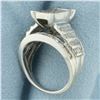 Image 3 : Modern Design Diamond Ring in 10k White Gold