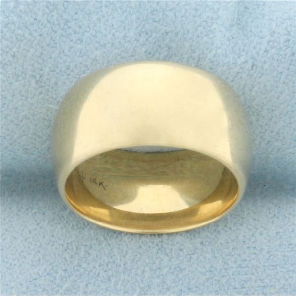 Wide Cigar Band Ring in 14k Yellow Gold