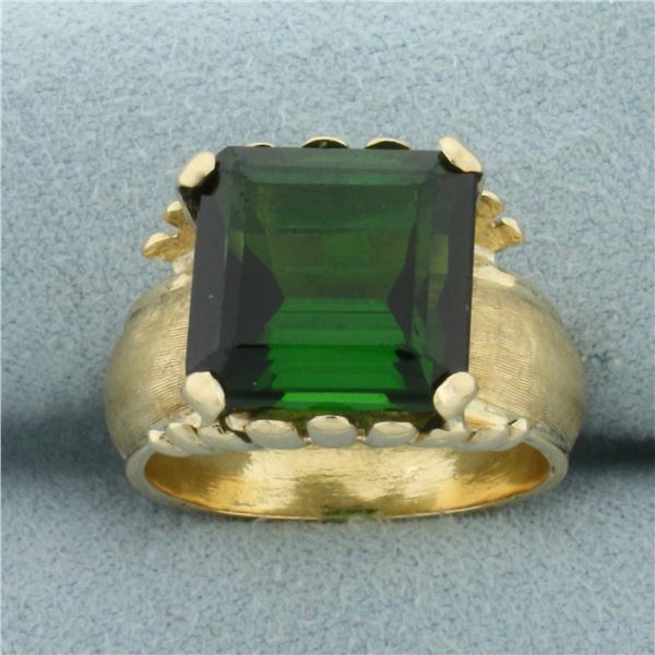 AAA Green Tourmaline Ring in 18k Yellow Gold