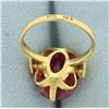 Image 4 : Vintage Lab Ruby Ring in 18k Yellow Gold
