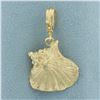 Image 2 : Conch Shell Pendant in 14k Yellow Gold