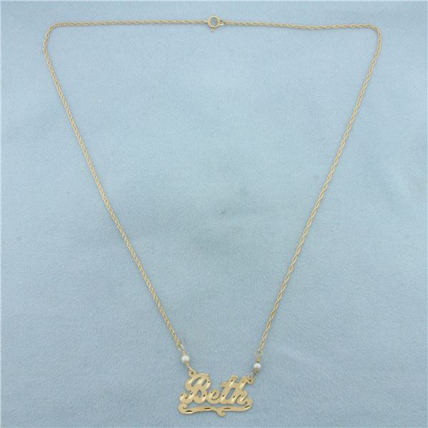 Beth Name Necklace in 14k Yellow Gold
