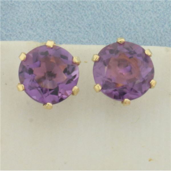 Amethyst Stud Earrings in 14k Yellow Gold