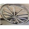 Image 2 : Wooden Wagon Wheel