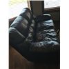 Image 2 : Comfy Brown Leather Reclining Loveseat Sofa with Power Recliner