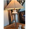 Image 2 : Table Lamp with Ceramic Jar Base and Metal Stand, Plus Three-Candle Holder