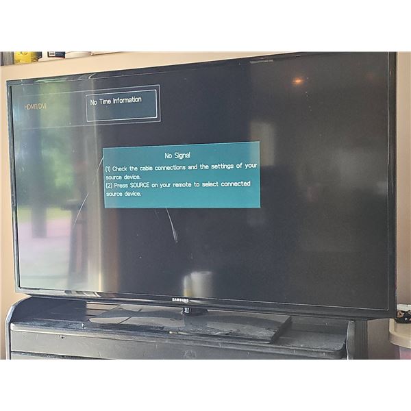 Samsung Flat Screen TV with HDMI, AV, and Component Inputs