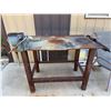 Image 1 : Heavy-Duty Metal Workbench With 6" Vise