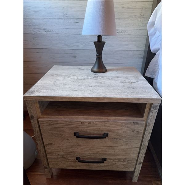 Modern Night Stand With Lamp