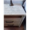Image 3 : Modern Night Stand With Lamp