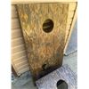 Image 3 : Custom Fish Decor Stained Wood Cornhole Boards